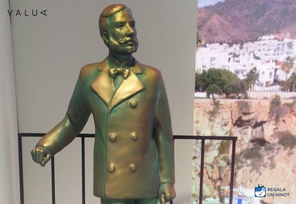 decoració-estand-fitur-nerja-figura-decorativa