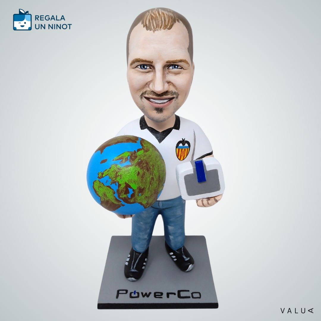 regalo-especial-empresa-ninot-personalizado-powerco-regala-un-ninot