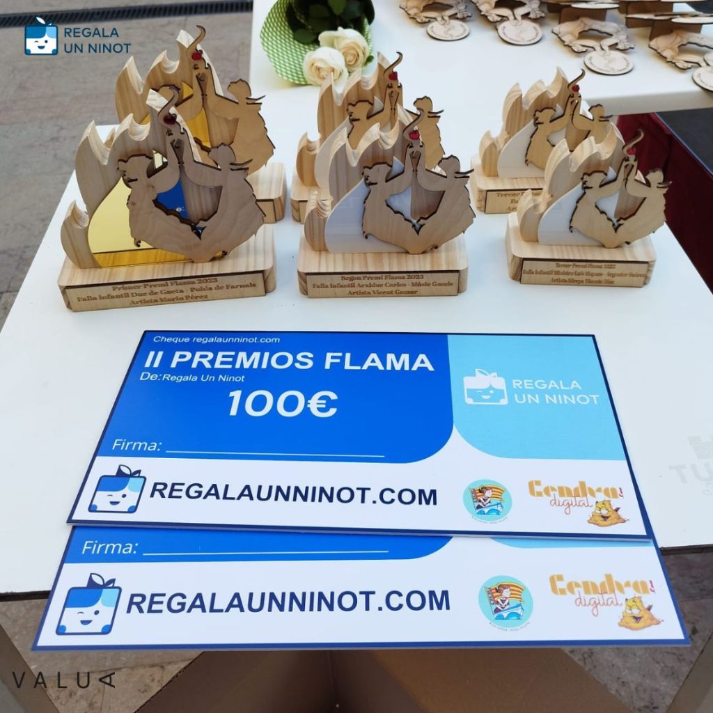 Premis-Flama-trofeus-patrocinador-regala-un-ninot