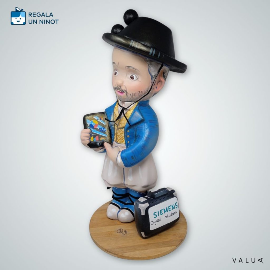 ninot-director-ventas-siemens-regalo-jublicación-regala-un-ninot