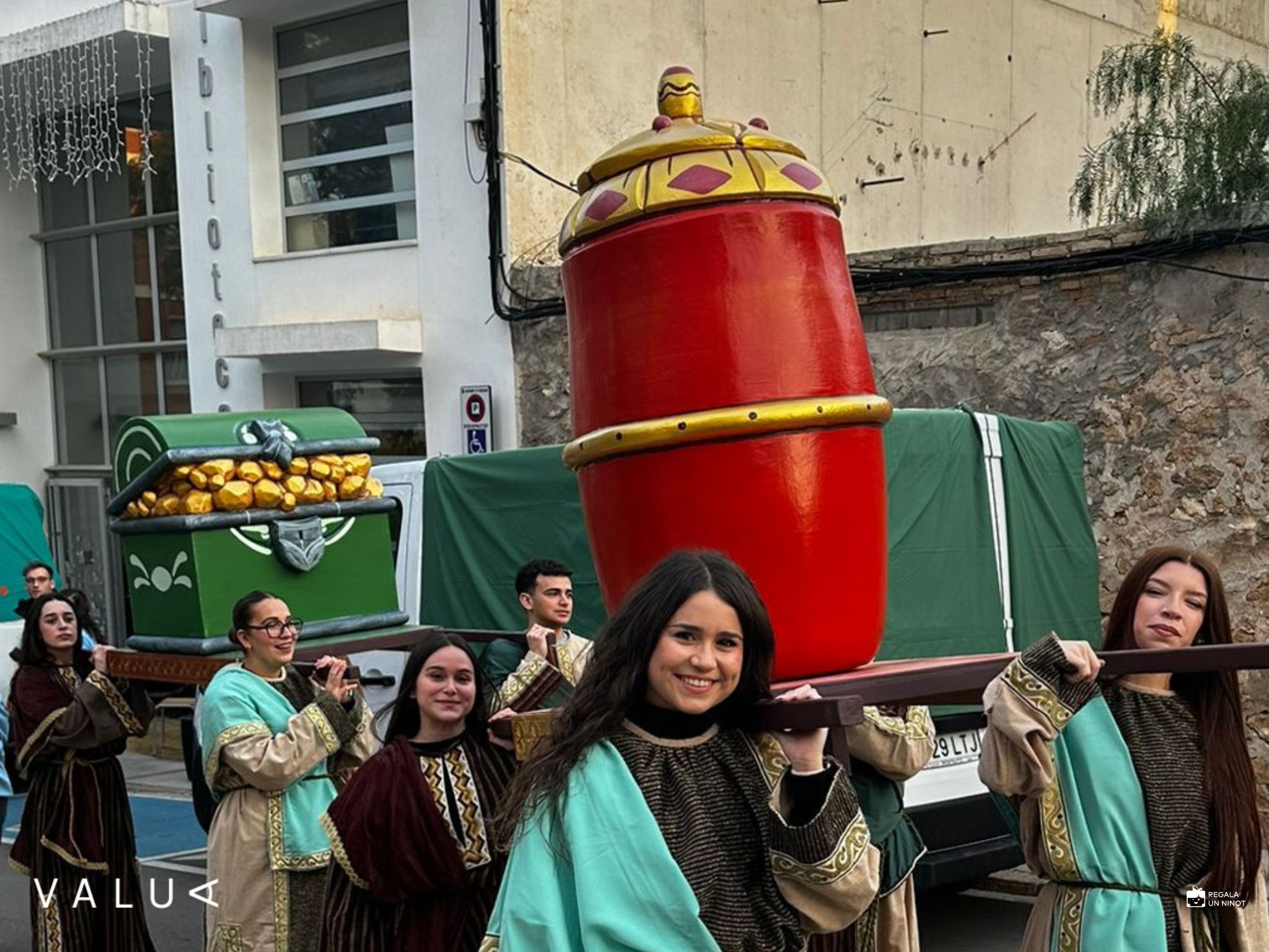 Valua crea 3 Andes com a decoració per a la Cavalcada de Reis de Benissanó