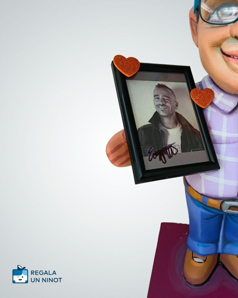 Regala ninot personalizado eros ramazzoti